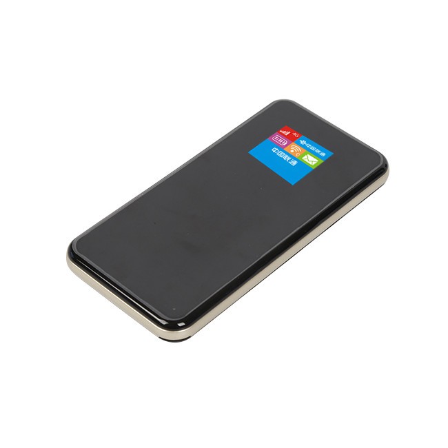 LCD Zaub Screen thiab Power Bank Router